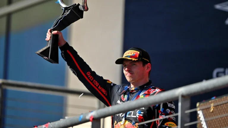 Max-Verstappen-Red-Bull-F1-USGP-2-1536x864